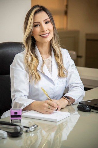 Dra. Jacqueline gomes neurologista